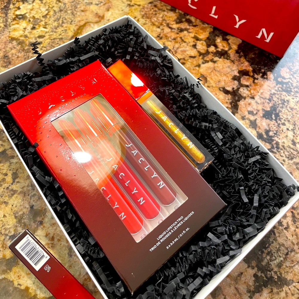 Jaclyn Hill Liplocked Surprise Set